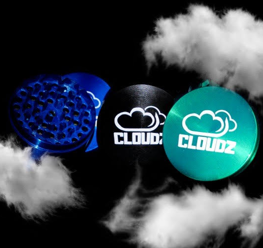 Cloudz Smoke one hitters and smoking accessories CloudzSmokeDET